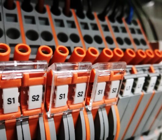 מילון לוחות חשמל מילון לוחות חשמל