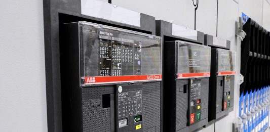 מחירון עבודות חשמל - עלויות וטיפים